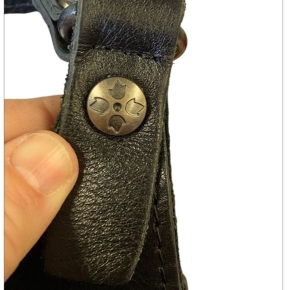 Patricia Nash “London” Saddle ag Crossbody - Picture 4 of 9